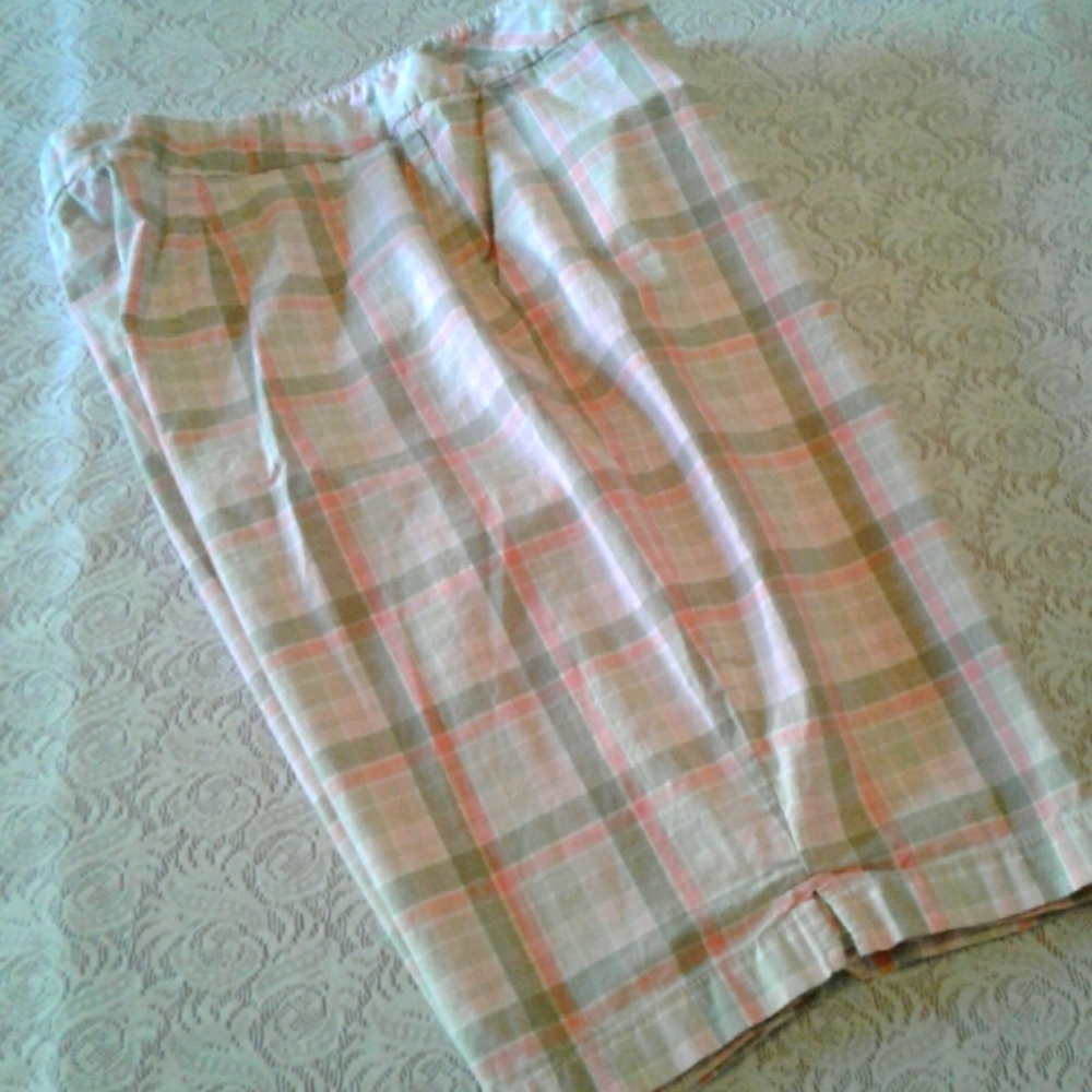 Classic Elements Plaid Walking Shorts Euc - image 1